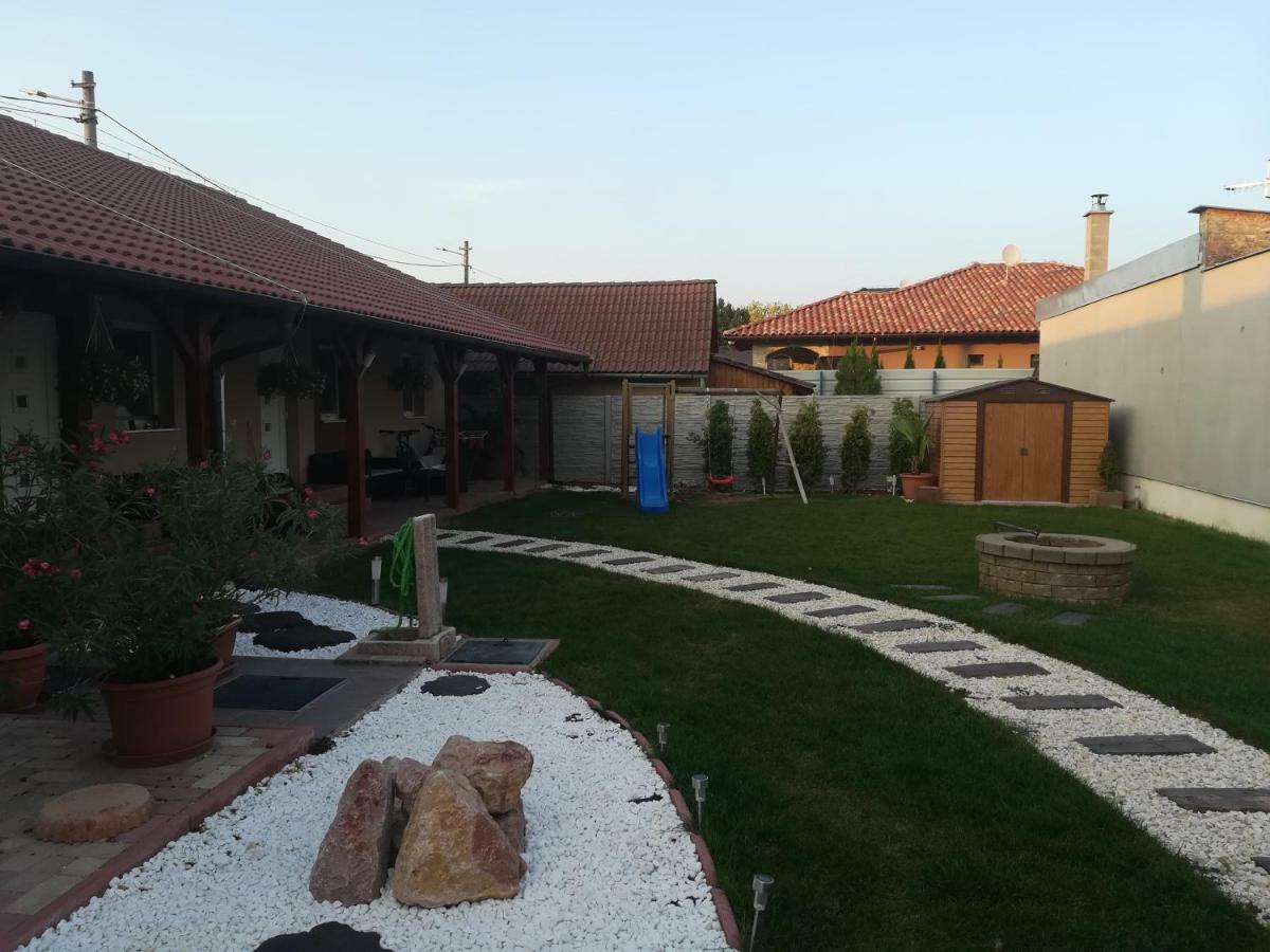 Apartmany Dimitra Sturovo Exterior photo